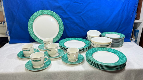 Juego De Platos Y Tazas Diario Arcopal France Arcopal Green (Usado)