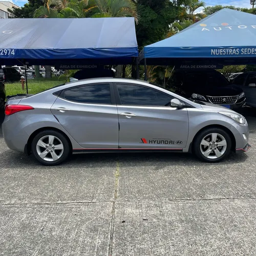 Hyundai Elantra 1.8 I35 Gl Mt