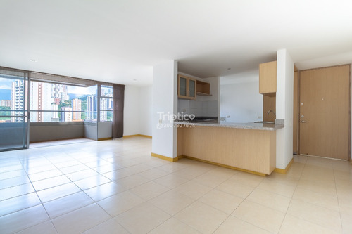 Precio De Oportunidad: Vendo Apartamento En Sabaneta, Loma De San José - Con Vista Y Full Acabados. Cod Zo