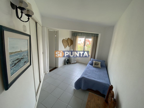 Imagen 8 de 14 de Mansa Primerea Linea Del Mar Gran Departamento