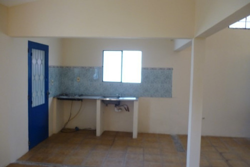 Venta Casa + Local Comercial.+ Barbacoa Y Fondito