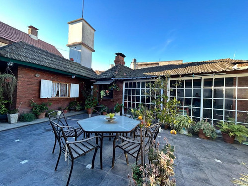 Casa En Venta 6 Ambientes En Longchamps