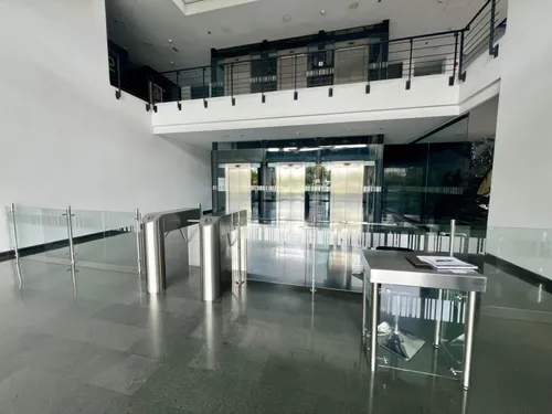 Oficina En Arriendo/venta En Santa Bibiana. Cod A21886