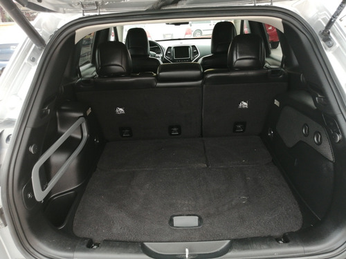 Imagen 13 de 15 de Jeep Cherokee 2015 3.2 Trailhawk Mt