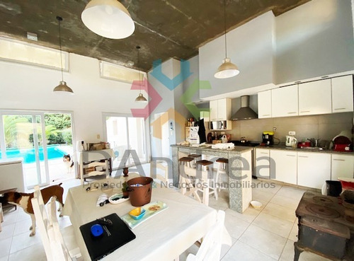 Venta / Permuta Casa Quinta En 30 Bis Entre 125 Y 127