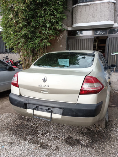 Megane Ii Estándar Arena