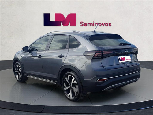 Volkswagen Nivus 1.0 200 TSI TOTAL FLEX HIGHLINE AUTOMÁTICO