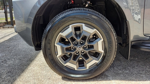 Nissan Frontier 2.3 Platinum Cab. Dupla 4X4 Aut. 4P