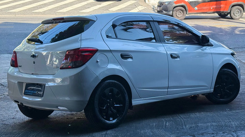 Chevrolet Onix 1.0 Joy 5p