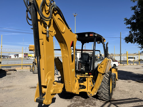 Retroexcavadora Caterpillar 420f Mod 2015 4x4 Con Ext Y Kit