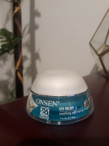 Liquidación Final Onsen Eye Relief Soothing Anti-aging Cream