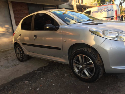 Peugeot 207 2012 1.4 Xr
