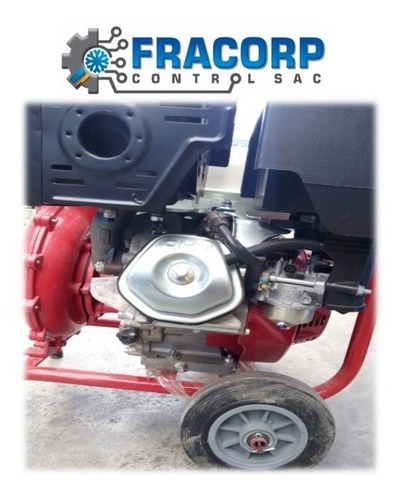 Imagen 3 de 4 de Motobomba De Caudal 4x4 Gasolinero Motor Honda 13hp Gx390