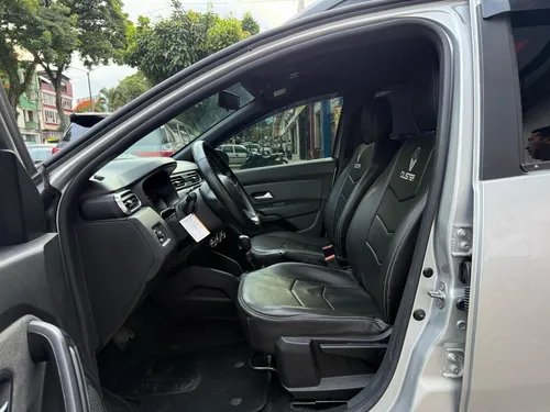 Renault Duster 1.3 Intense Cvt