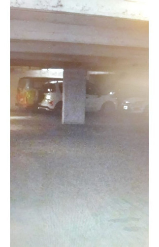 Imagen 3 de 4 de Cocheras Rioja 655