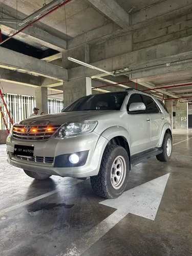 Toyota Fortuner 2.7l 4x2