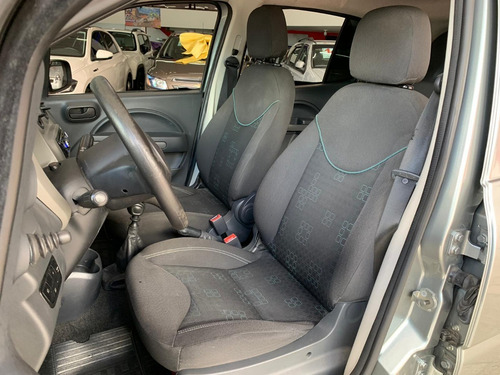 Fiat Uno 1.0 Vivace Completo 2013