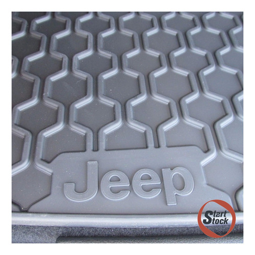 Imagen 3 de 9 de Alfombra De Baúl Jeep Renegade