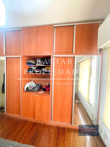 Venta Casa 5 Ambientes Con Parque Y Piscina En Haedo. Excelente Propiedad