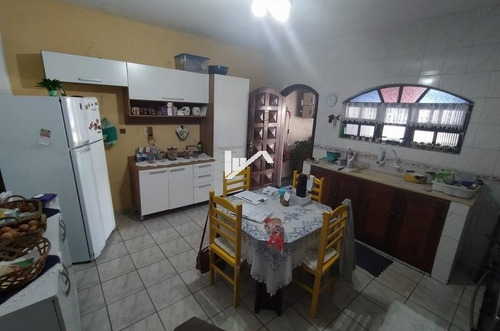 Imagem 7 de 15 de Casa No Bairro Iemanjá Em Itanhaém= Referência;ca571