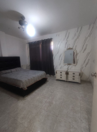 Acá Te Presento El Hogar De Tus Sueños, En Este Pent-house Ubicado En Los Rosales