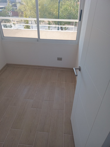 2d+2b(1230), La Cisterna *