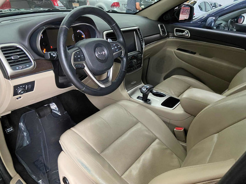 Imagen 10 de 11 de Jeep Grand Cherokee 2015 3.6 Limited Lujo V6 4x2 At