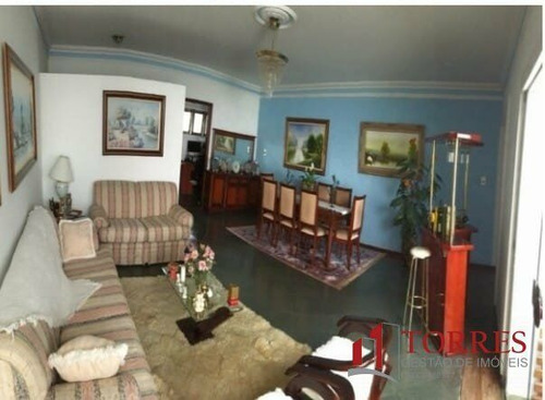 Casa Alto Padrão Para Venda Em Centro Taubaté-sp - 462