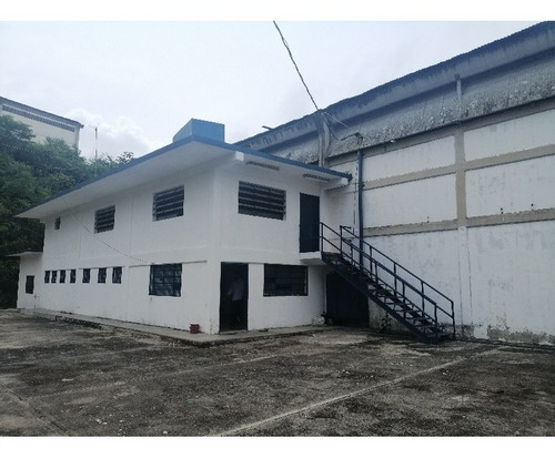 Imagen 11 de 18 de #1434-1 Local 20.000m2 La Panamericana