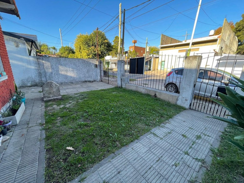 Imagen 2 de 17 de Casa En Venta 3 Ambientes Con Jardín En Los Polvorines