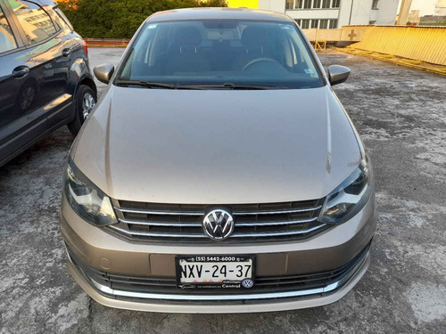 Imagen 2 de 15 de Volkswagen Vento 2019 4p Comfortline L4/1.6 Aut