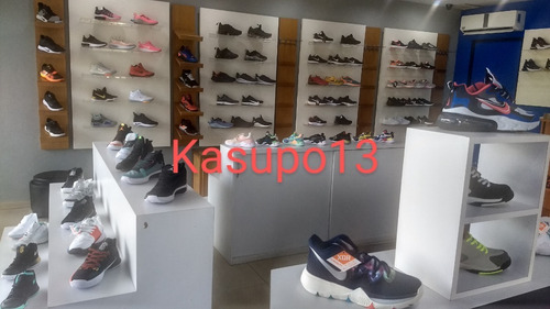 Kp3 Botas Caballeros Nike Kyrie Irving 3 Gris Plata