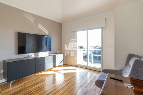 Casa Modernizada 5 Dormitorios En El Corazón De La Península - Ref : Pbi15014