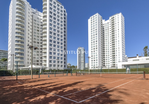 Apartamento En Ocean Drive, 1 Dormitorio Y Medio