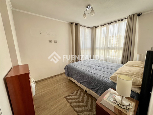 Departamento En Venta De 3 Dorm 2 Bañ 1 E 1 B. Metro Lo Vial