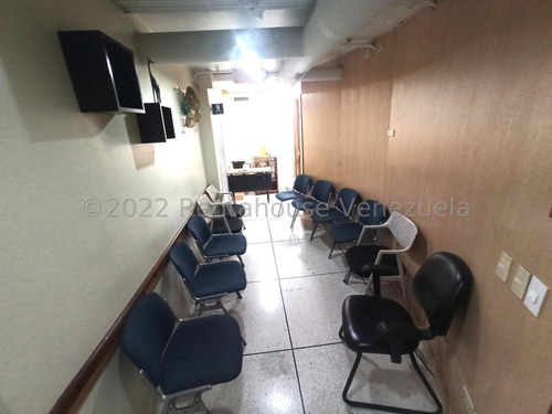 Imagen 3 de 15 de Claudia Lopez Vende Consultorio Médico En San Bernardino Mls #22-23317