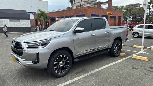 Toyota Hilux 2.8