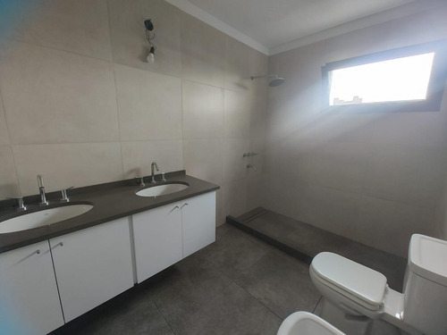 Casa En Venta A Estrenar De Seis Ambientes En Ceibos Puertos Del Lago