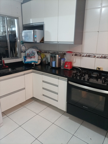 Casa Com 2 Sala 4 Quarto 1 Cozinha 4 Banheiro,1 Quintal.