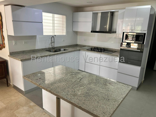 Lm Apartamento En Alquiler En Los Samanes 26-207 Yg
