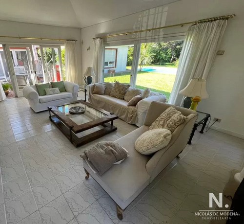 Hermosa Vista Y Comodos Espacios En El Gran Casa En San Rafael