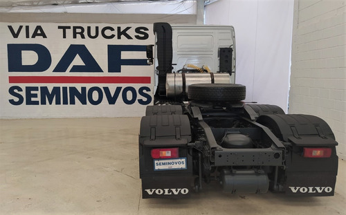 Imagem 7 de 11 de Volvo Fh 500 6x4 Fh-500 6x4 2p (diesel) (e5) 2012/2012 Via