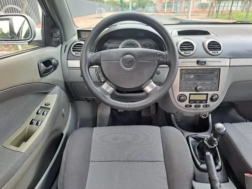 Chevrolet Optra ADVANCE 1.6 MECÁNICO 2011