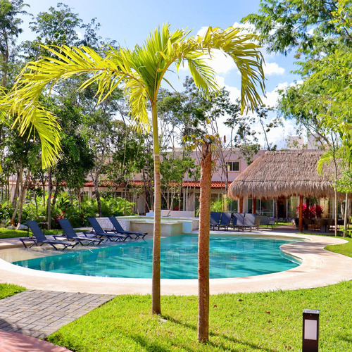 Casa En Venta En Playa Del Carmen De 2 Hab Con Alberca