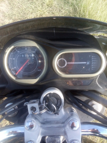 Imagen 6 de 7 de Bajaj V15