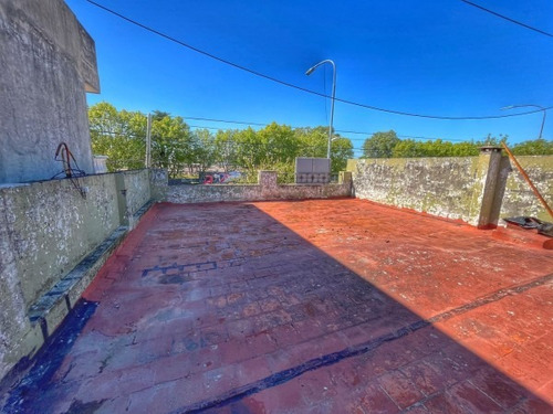 Imagen 22 de 24 de En Venta Casa, Multifamiliar, A Reciclar!! (villa Lugano)