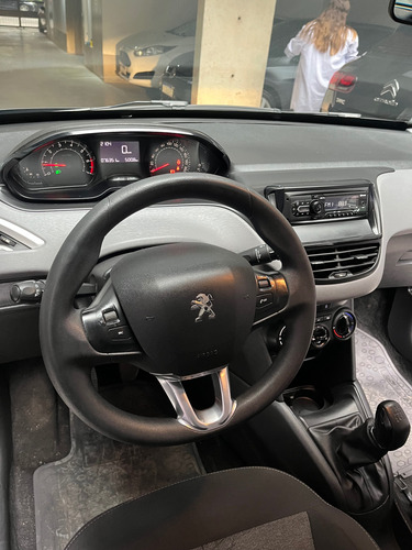 Peugeot 208 1.6 Active