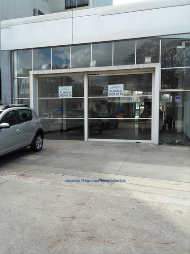 J.s Local Comercial En Parque Batlle