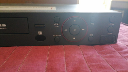 Imagen 2 de 11 de Dvr Pelco Dx4104, 4 Canales Sin Disco Duro Sata