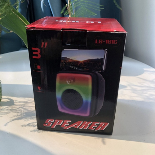 Altavoz Bluetooth Portátil Con Led Bluetooth 5.1